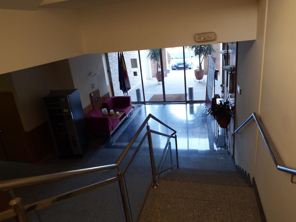 Hotel Isur Llerena Luaran gambar